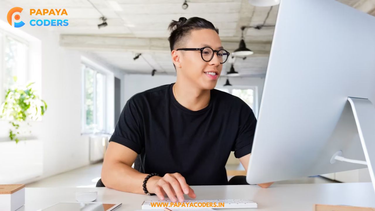 How to Become a Social Media Marketing Manager